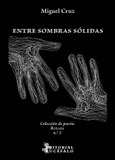 Entre sombras sólidas